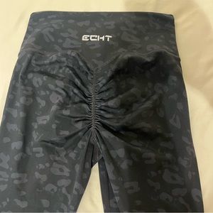 ECHT booty scrunch leggings